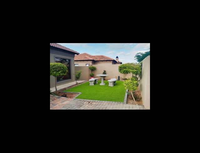 4 BEDROOM HOUSE FOR SALE IN WATERBERRY COUNTRY ESTATE